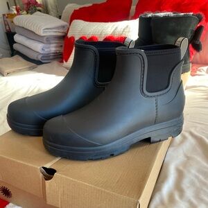 UGG Black Droplet Boots